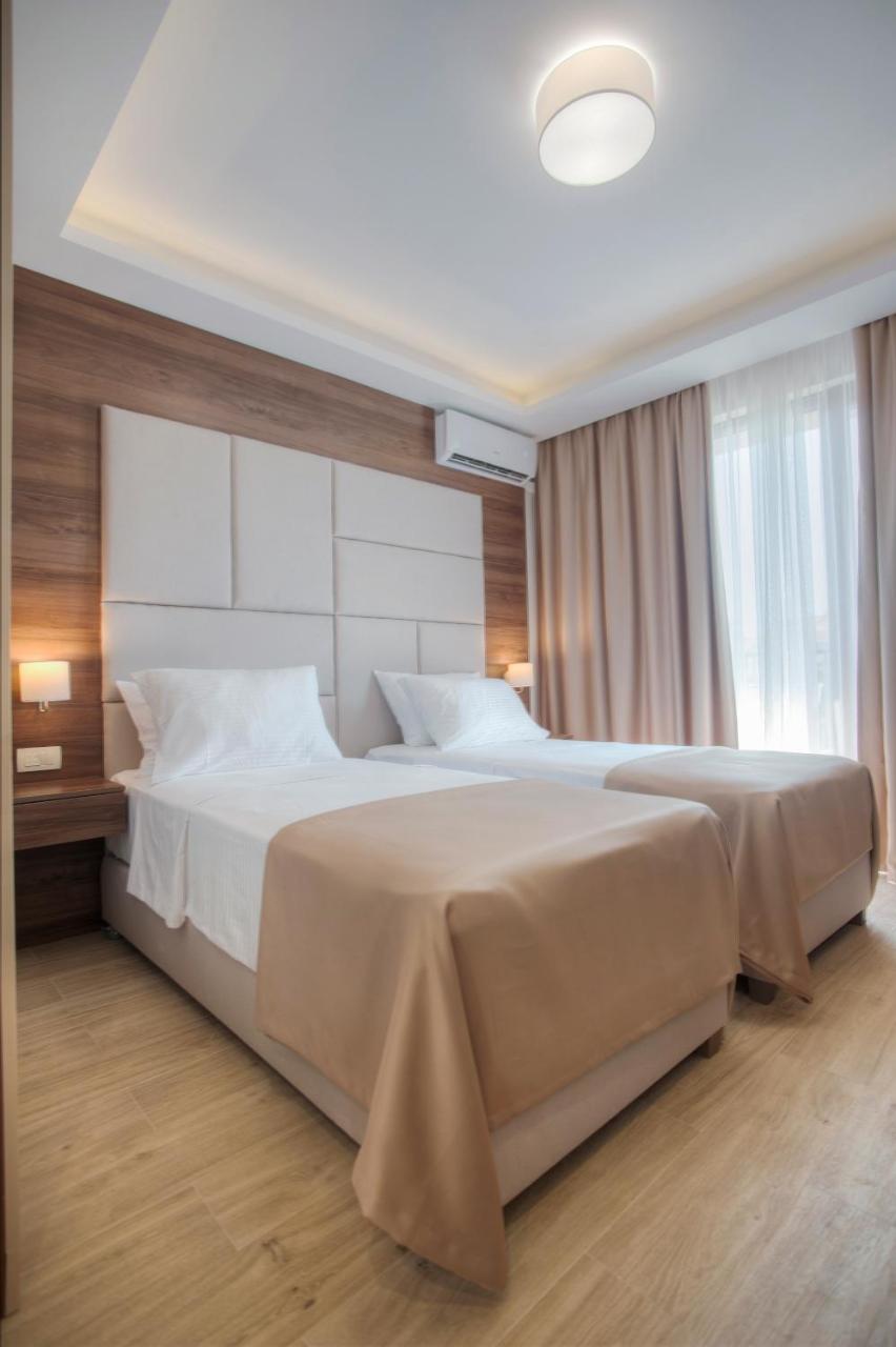 Hotel Twelve By Aycon Budva Exterior foto
