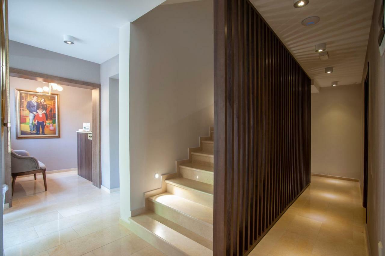 Hotel Twelve By Aycon Budva Exterior foto
